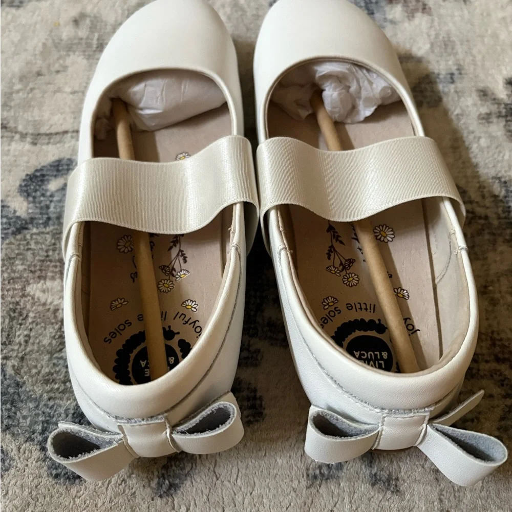 Livid & Luca White Bow Shoes